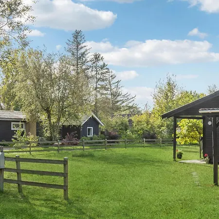 Holiday home Beautiful In Glesborg With Wifi *